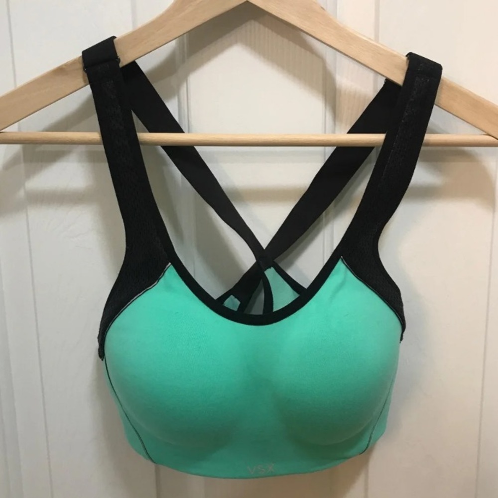 Victoria’s Secret sports bra 34B